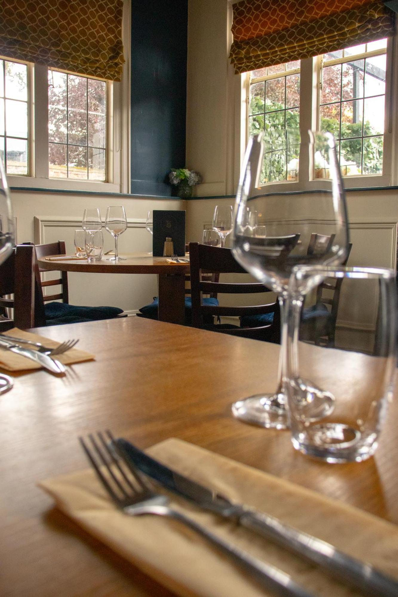 בברלי Rose & Crown Rooms מראה חיצוני תמונה